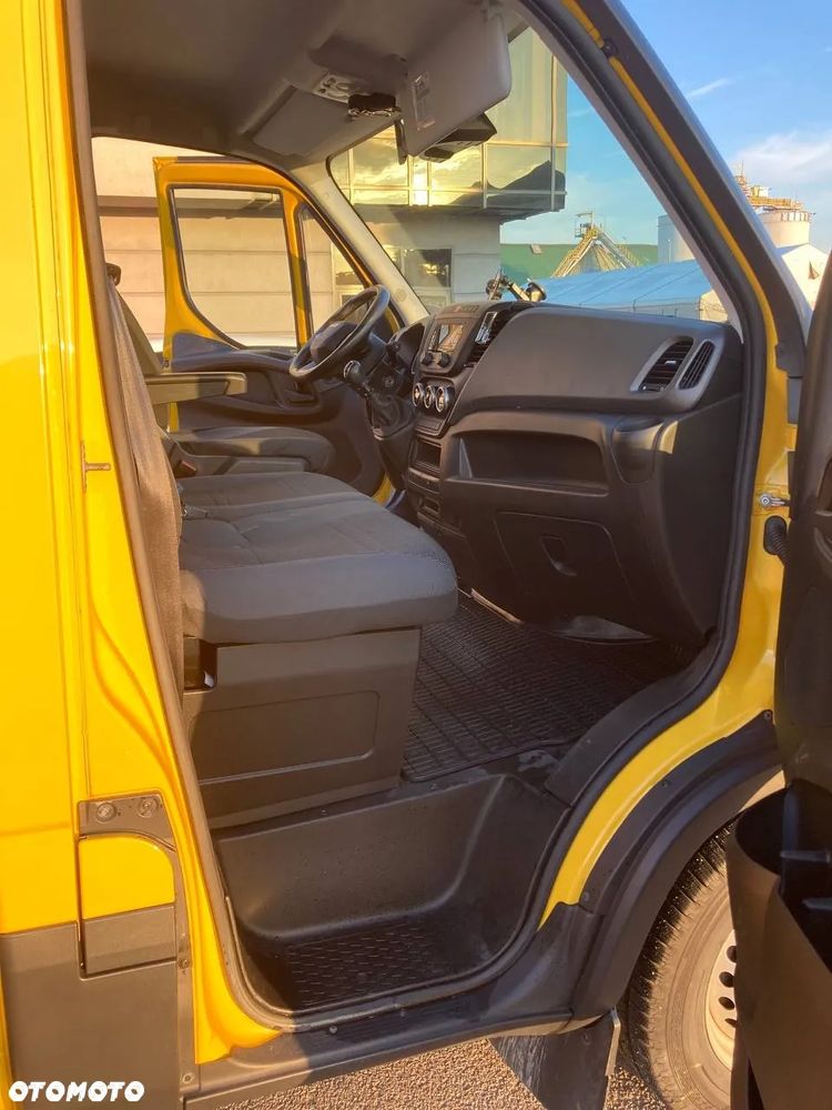 Iveco 35S18/DG - 12