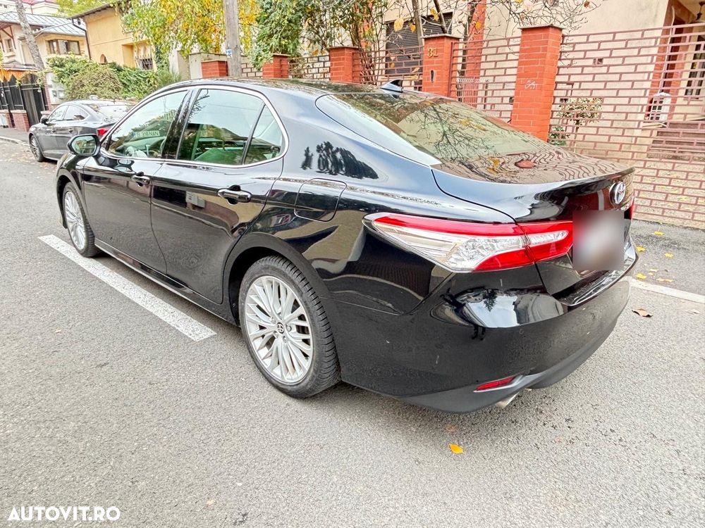 Toyota Camry 2.5 Exclusive - 22