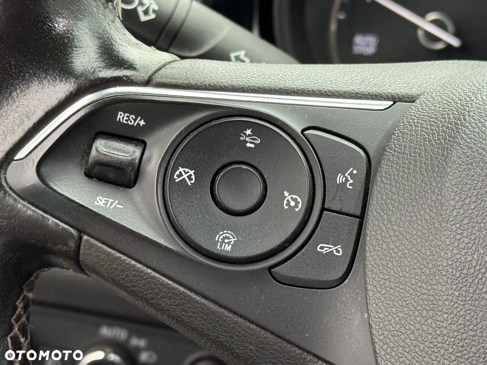 Opel Insignia - 19
