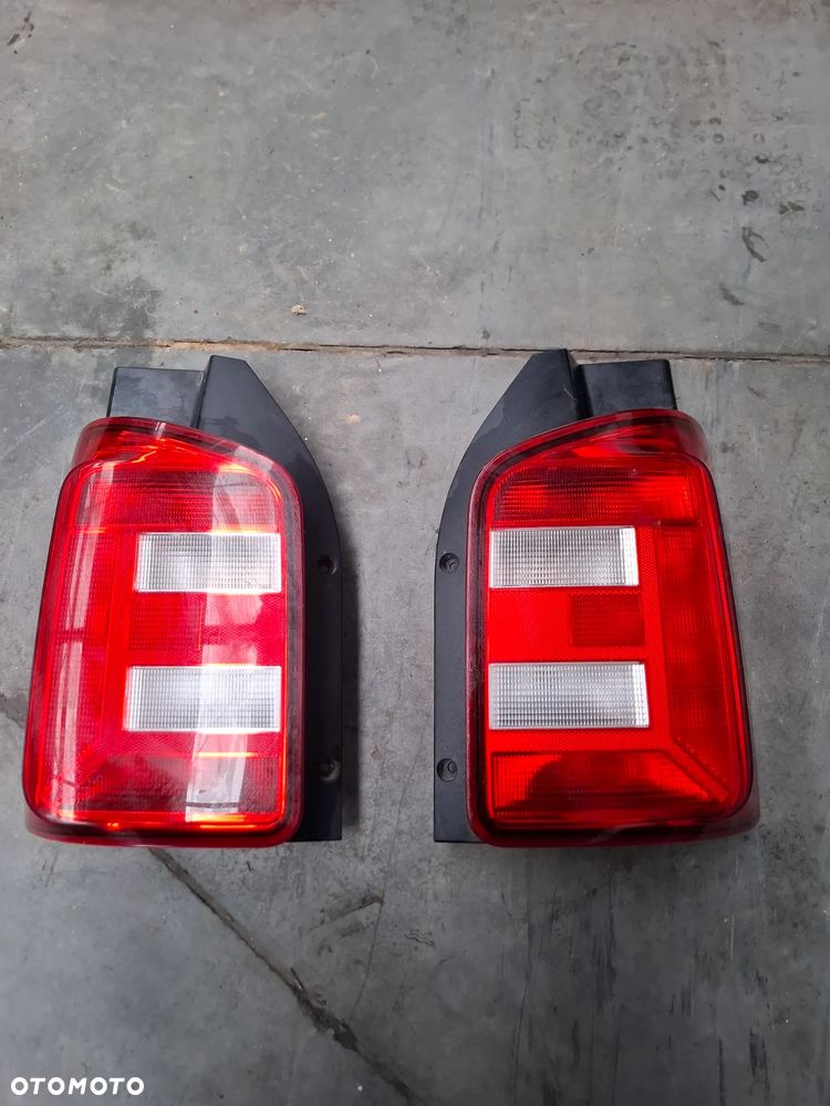 Lampa tył Volkswagen transporter T6 2SK012.338-02 - 3