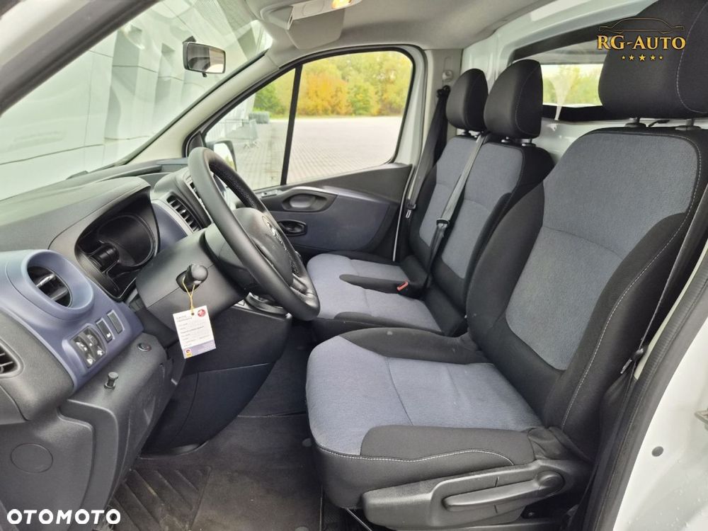 Opel Vivaro - 27