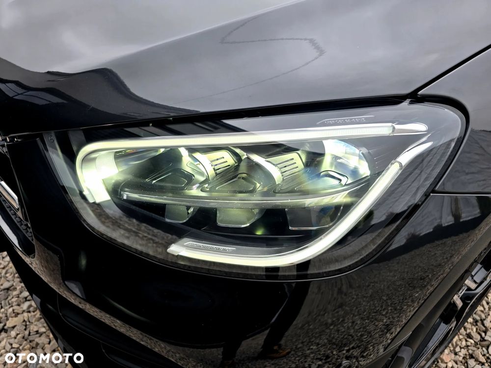 Mercedes-Benz GLC - 26