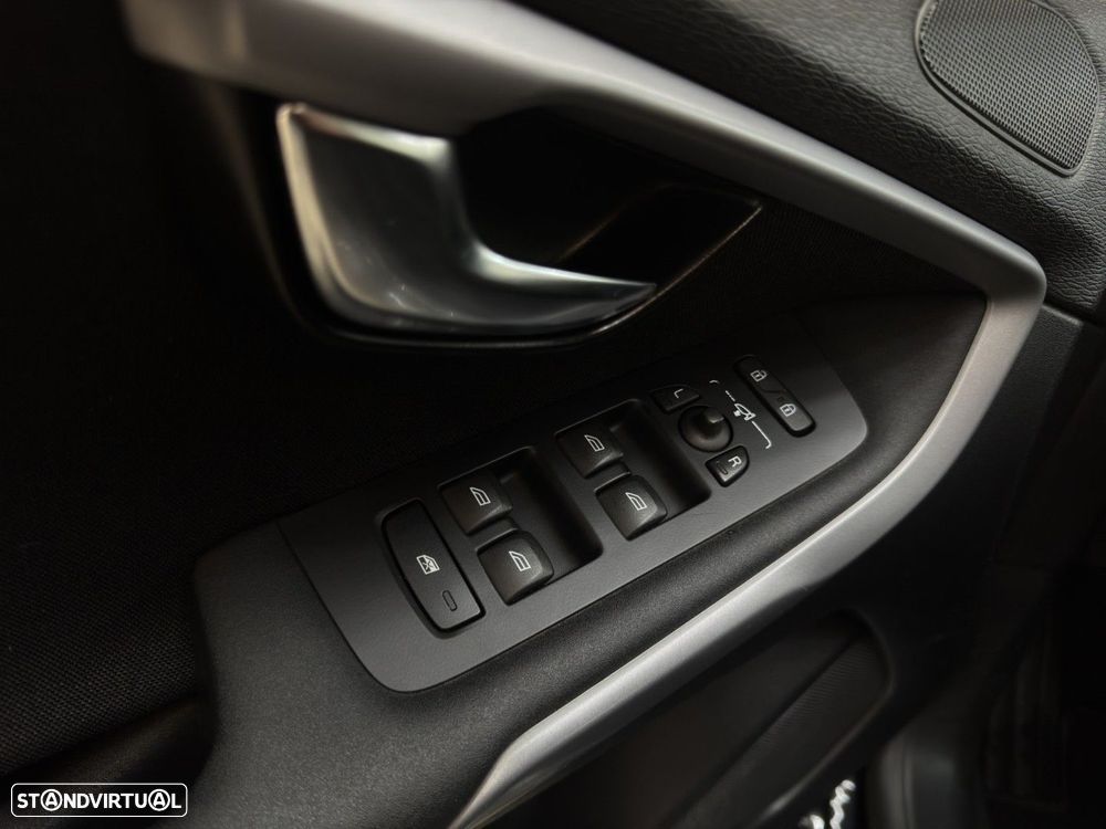 Volvo V40 1.5 T3 Sport Edition Geartronic - 22