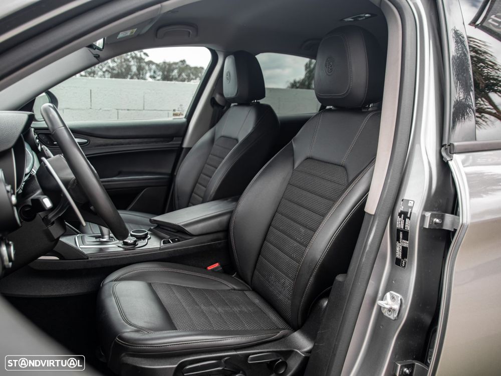 Alfa Romeo Stelvio 2.2 D Super AT8 - 18