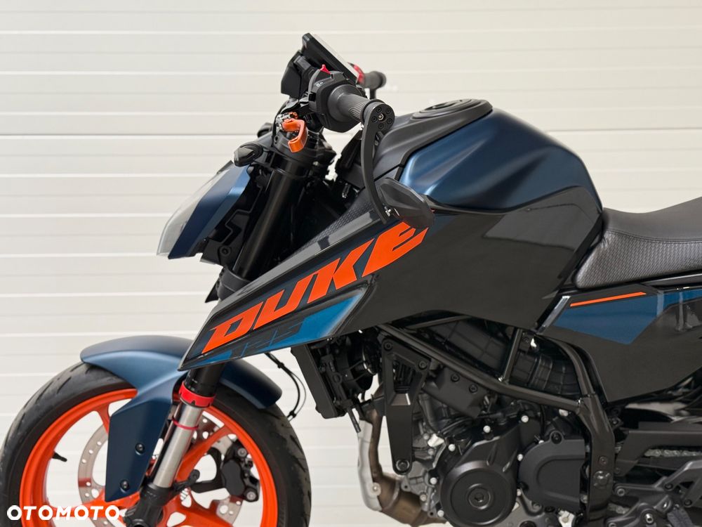KTM Duke - 25