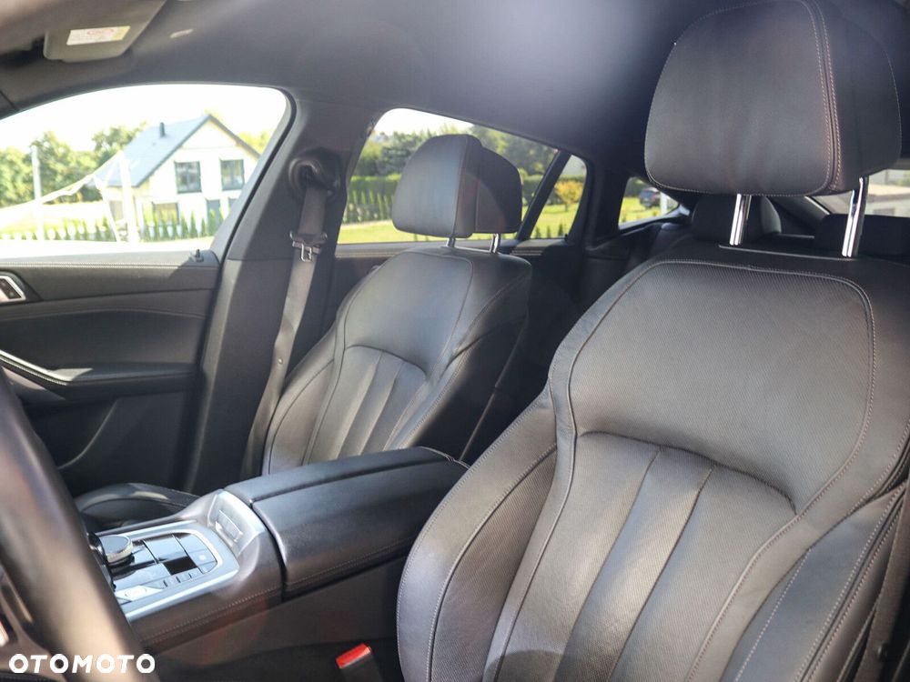 BMW X6 - 29