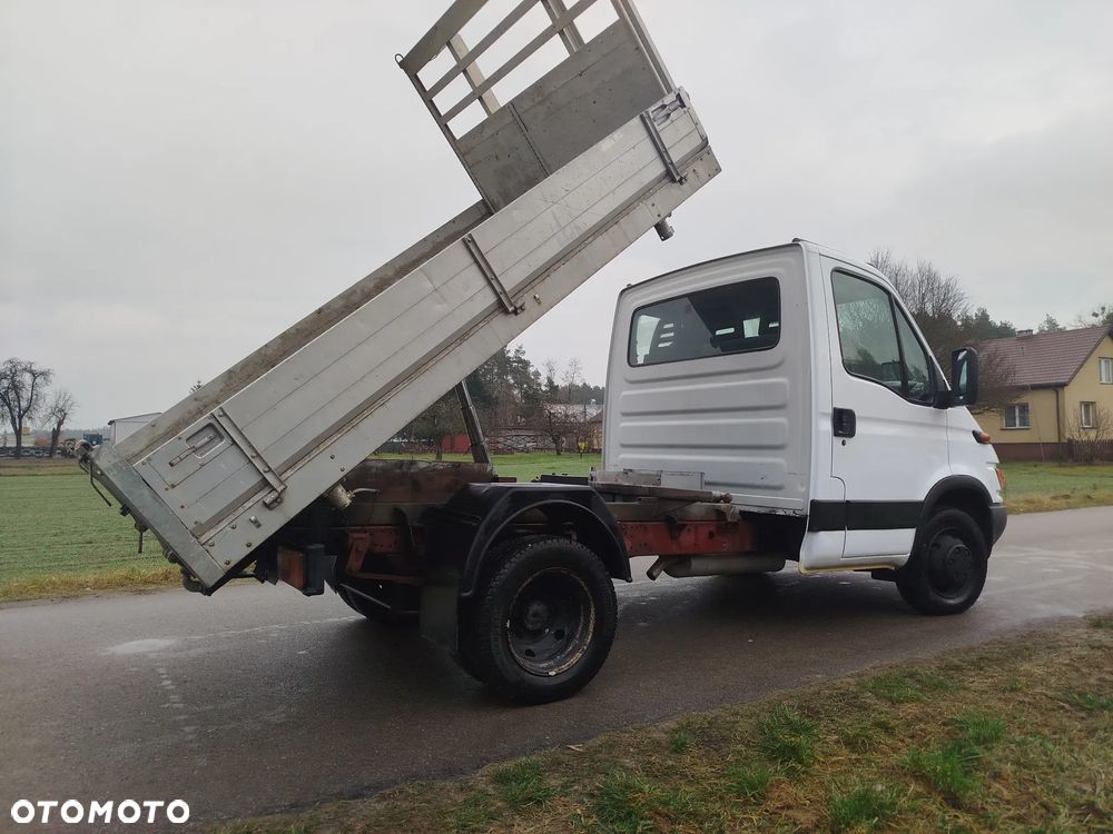 Iveco DAILY - 7