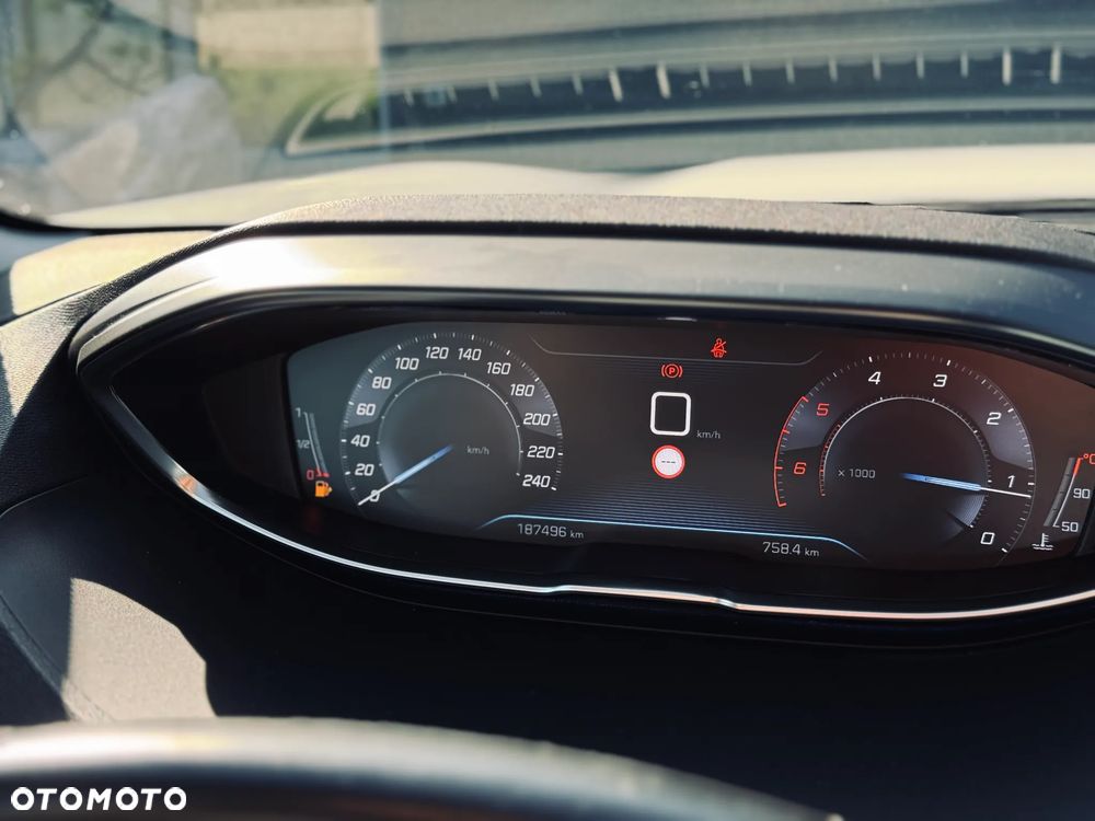 Peugeot 3008 BlueHDi 130 Stop & Start Allure Pack - 29