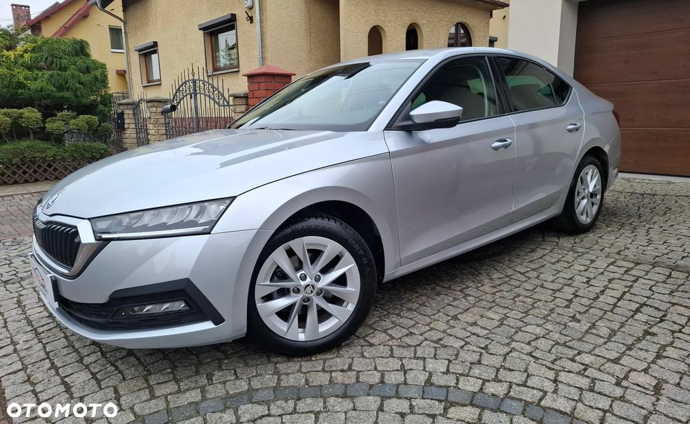 Skoda Octavia 1.5 TSI ACT Ambition - 4