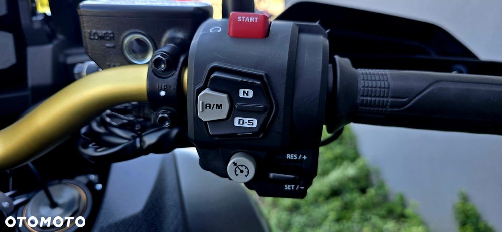 Honda CRF - 9