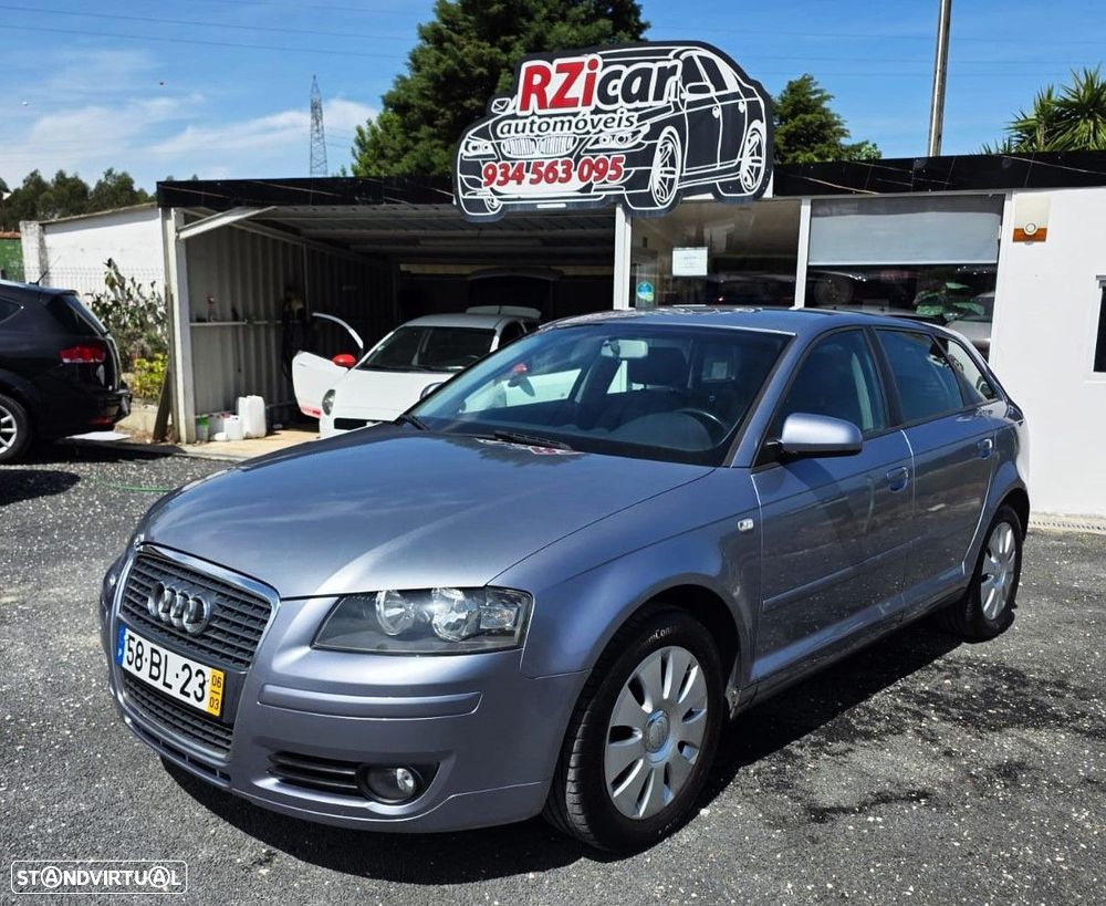 Audi A3 Sportback - 1