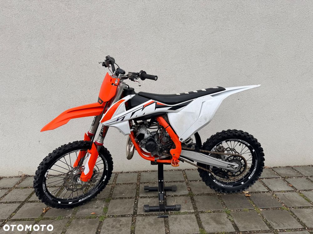 KTM SX - 9