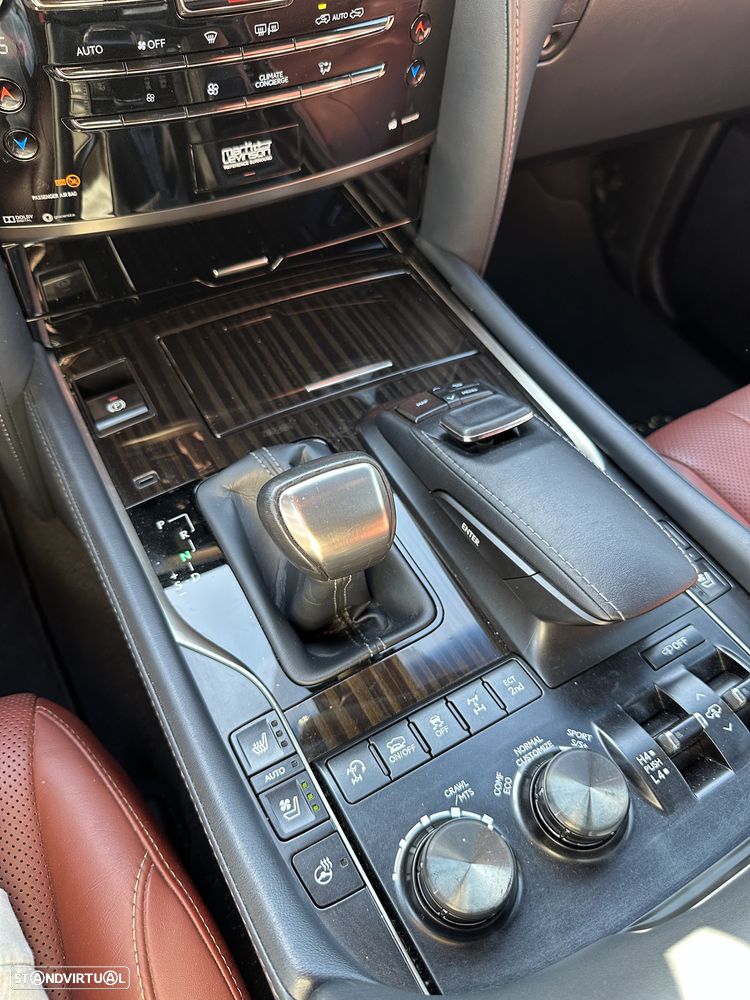 Lexus LX 450 - 27