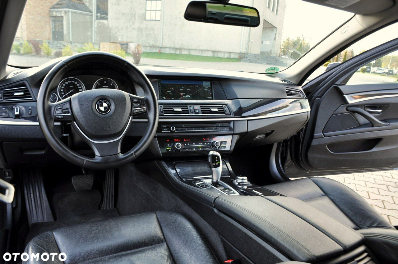 BMW Seria 5 - 30