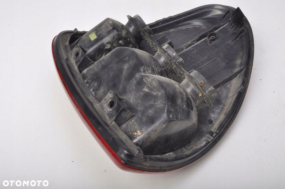 CHRYSLER VOYAGER IV LAMPA LEWA TYLNA LEWY TYŁ - 6
