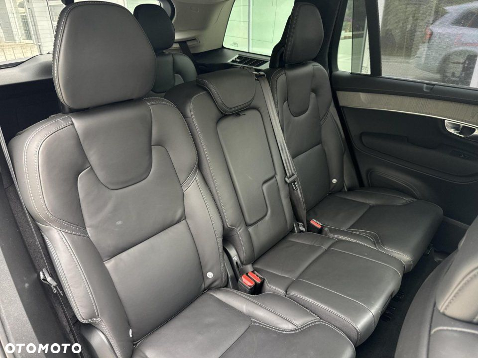 Volvo XC 90 - 11
