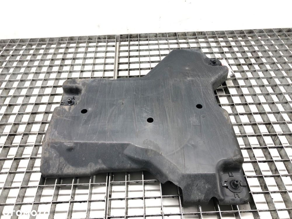 OSŁONA PODWOZIA ŚRODKOWA  MAN TGE Autobus 2017 - 2022 2.0 TDI 130 kW [177 KM] olej napędowy 2017 - 3