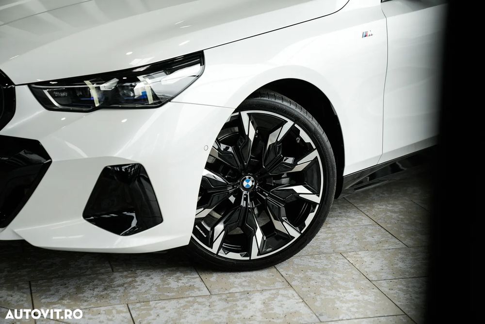 BMW Seria 5 520i Aut. - 3