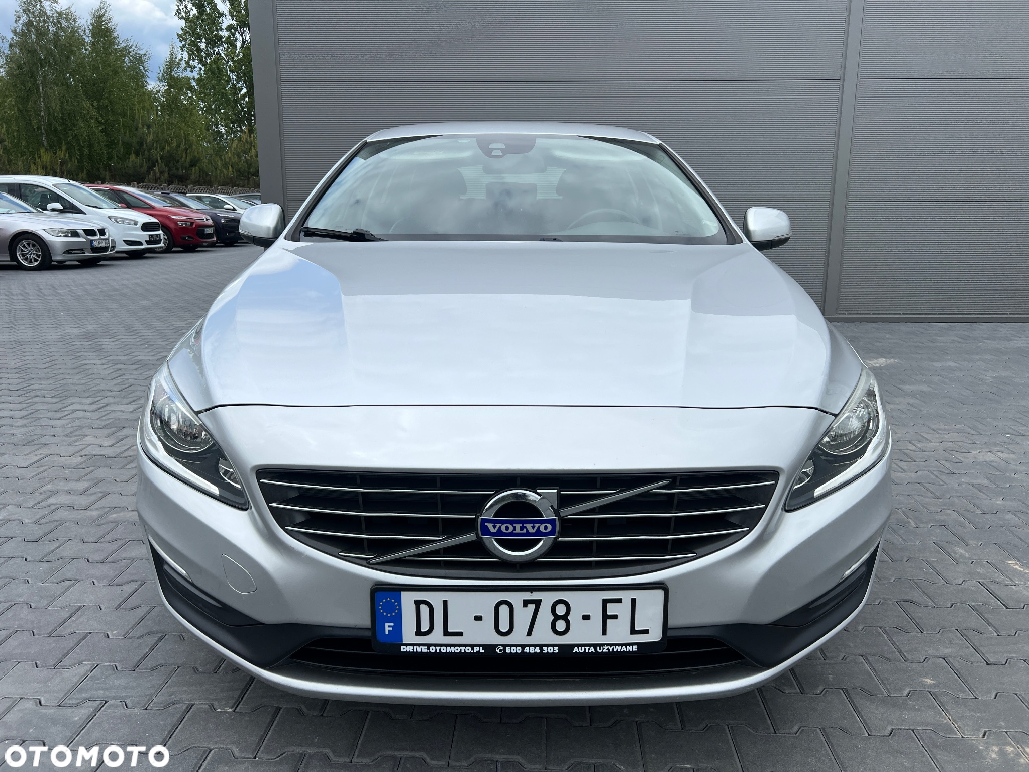 Volvo V60 D2 Kinetic - 4