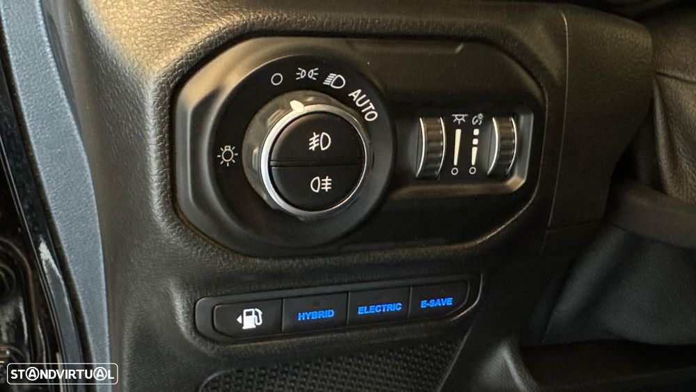 Jeep Wrangler Unlimited 2.0 TG 4xe Sahara - 19