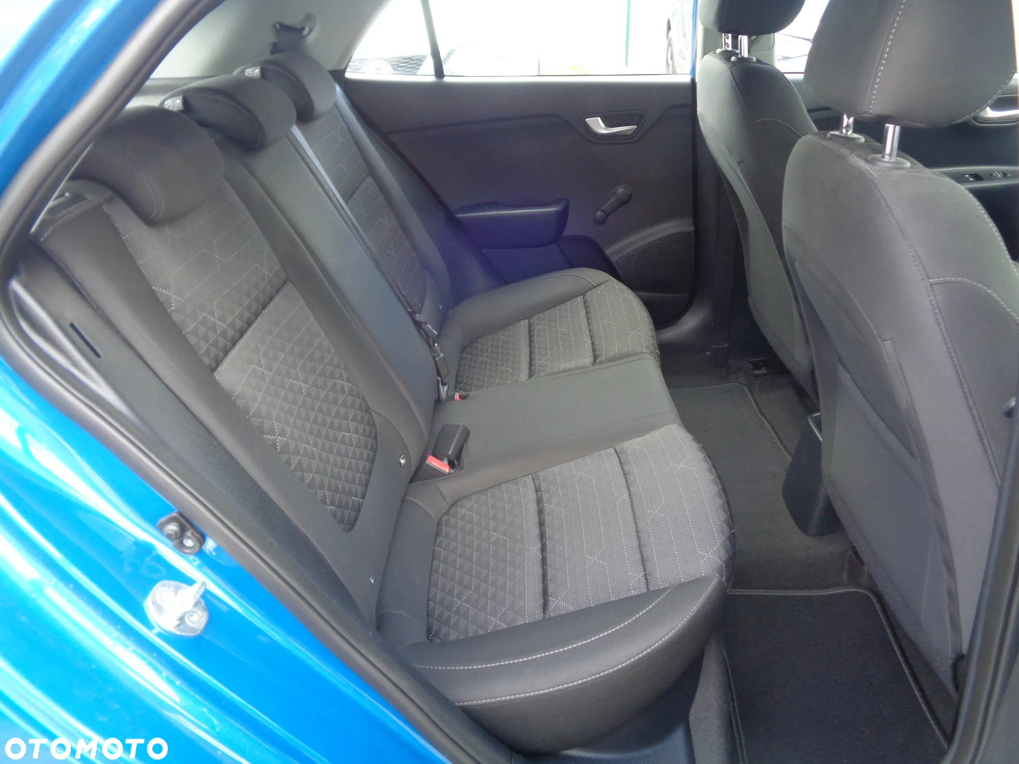 Kia Rio 1.2 L Business Line - 17