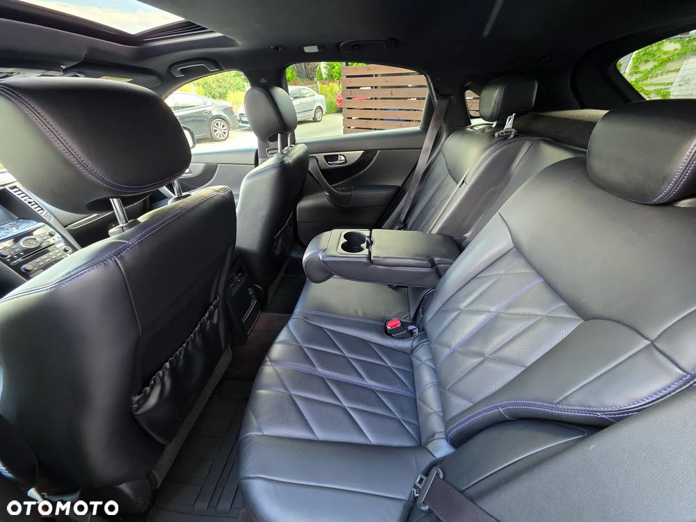 Infiniti QX70 3.7 S Premium EU6 - 18