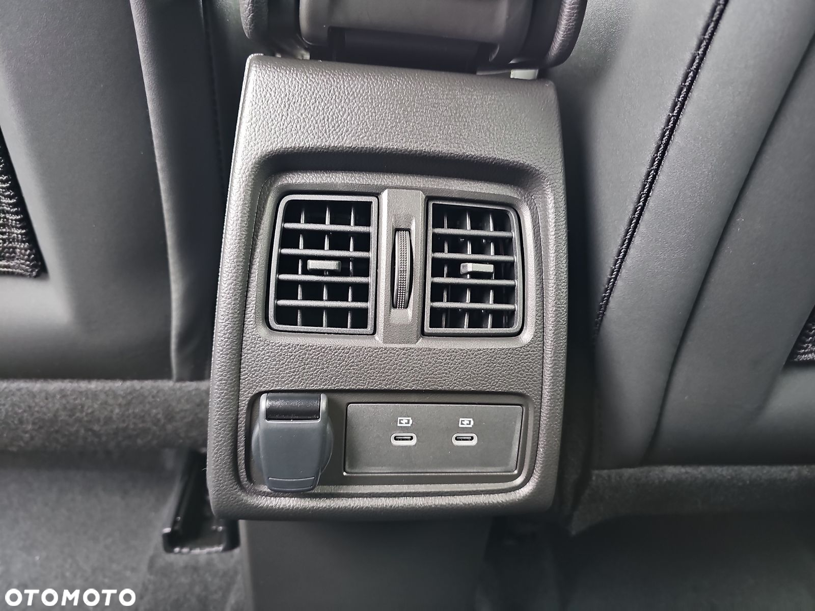 Renault Captur - 24