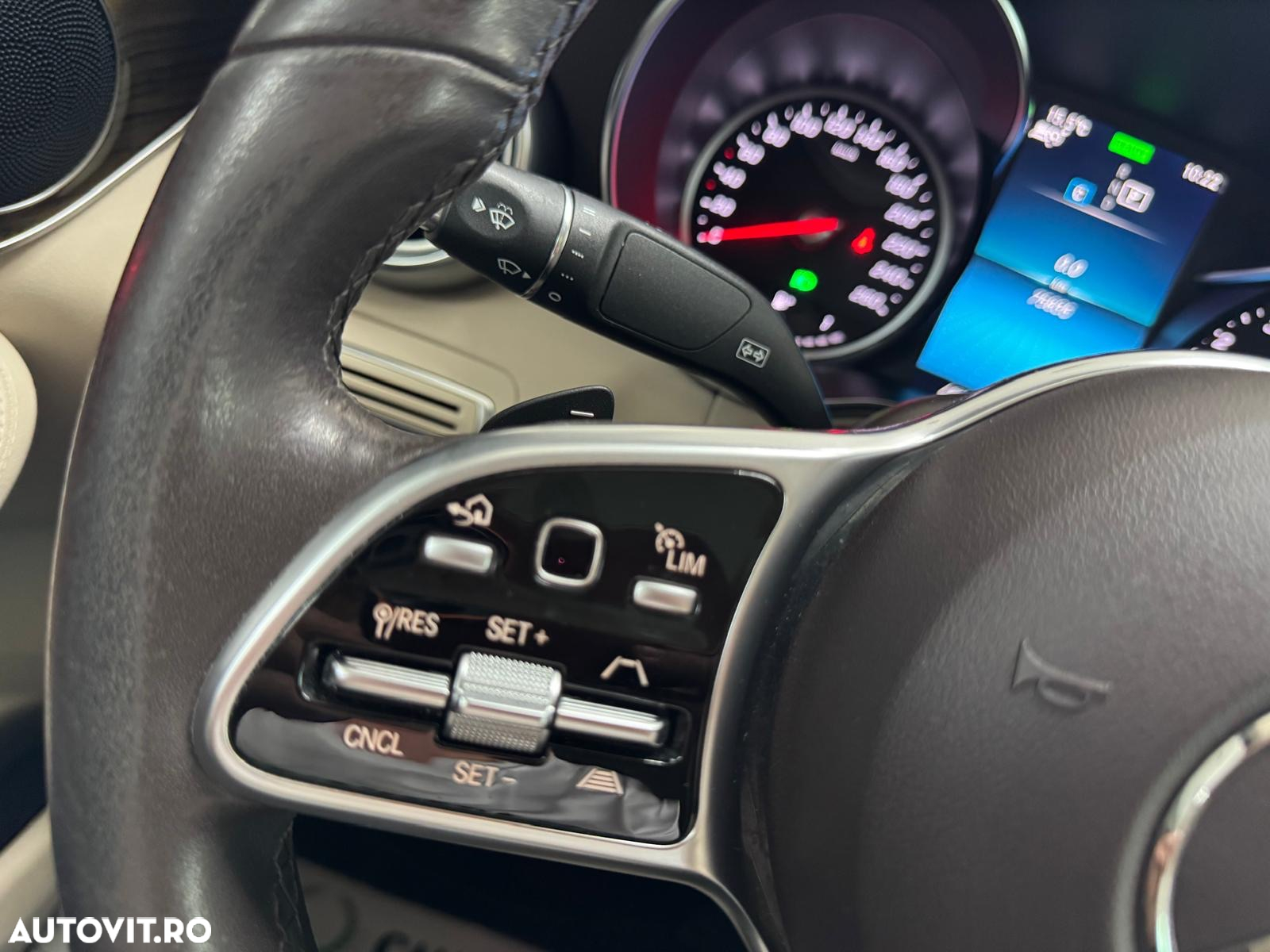 Mercedes-Benz GLC Coupe 200 MHEV - 32