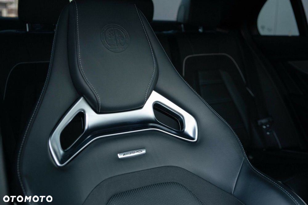 Mercedes-Benz Klasa E - 31