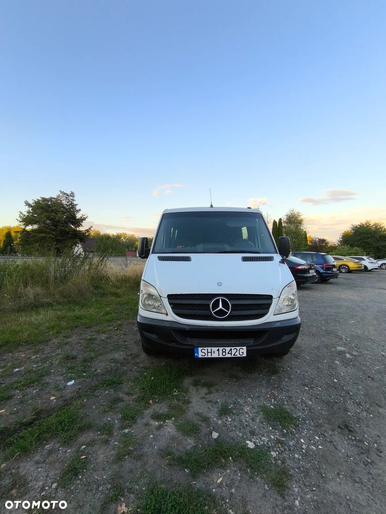 Mercedes-Benz Sprinter - 2