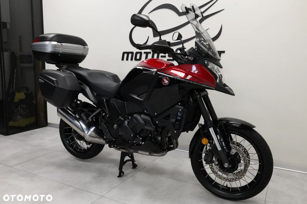 Honda VFR - 4