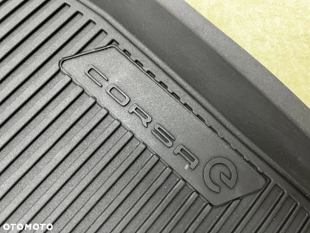 Dywaniki gumowe Opel Corsa F Corsa-e 19r.- komplet NOWYCH Oryginalnych dywaników gumowych wycieraczk - 15