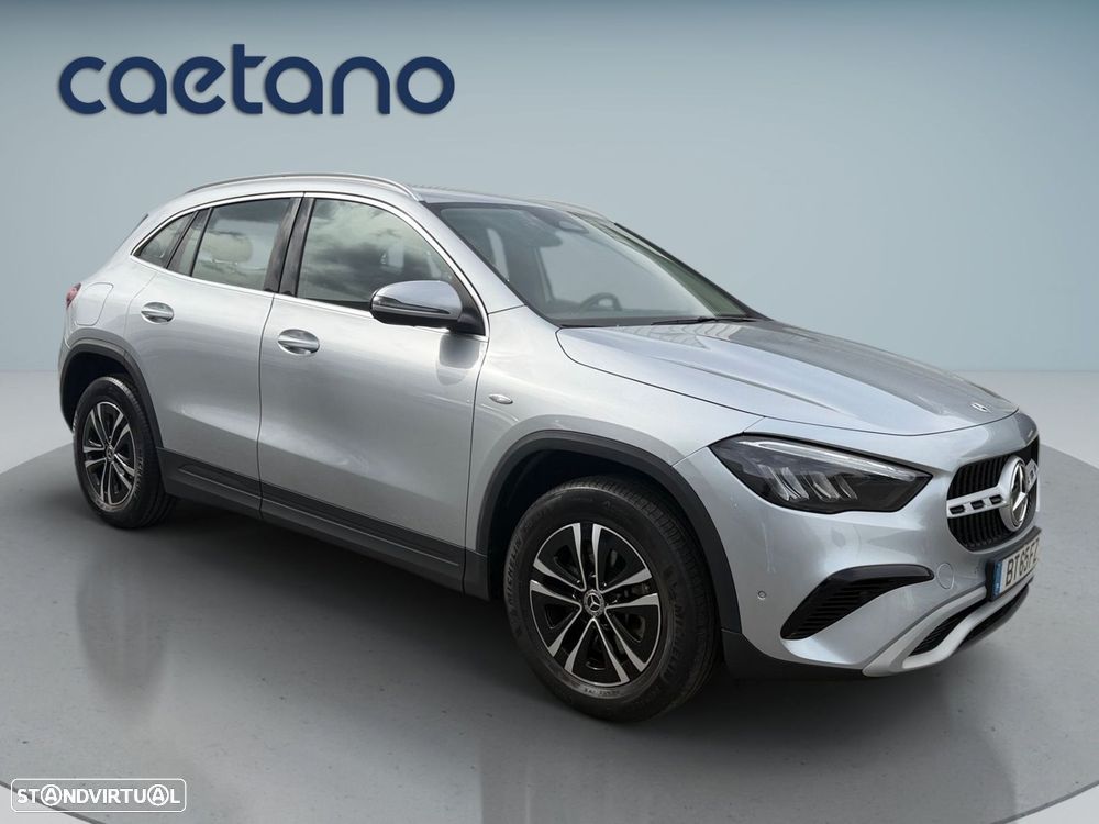 Mercedes-Benz GLA 250 e - 8