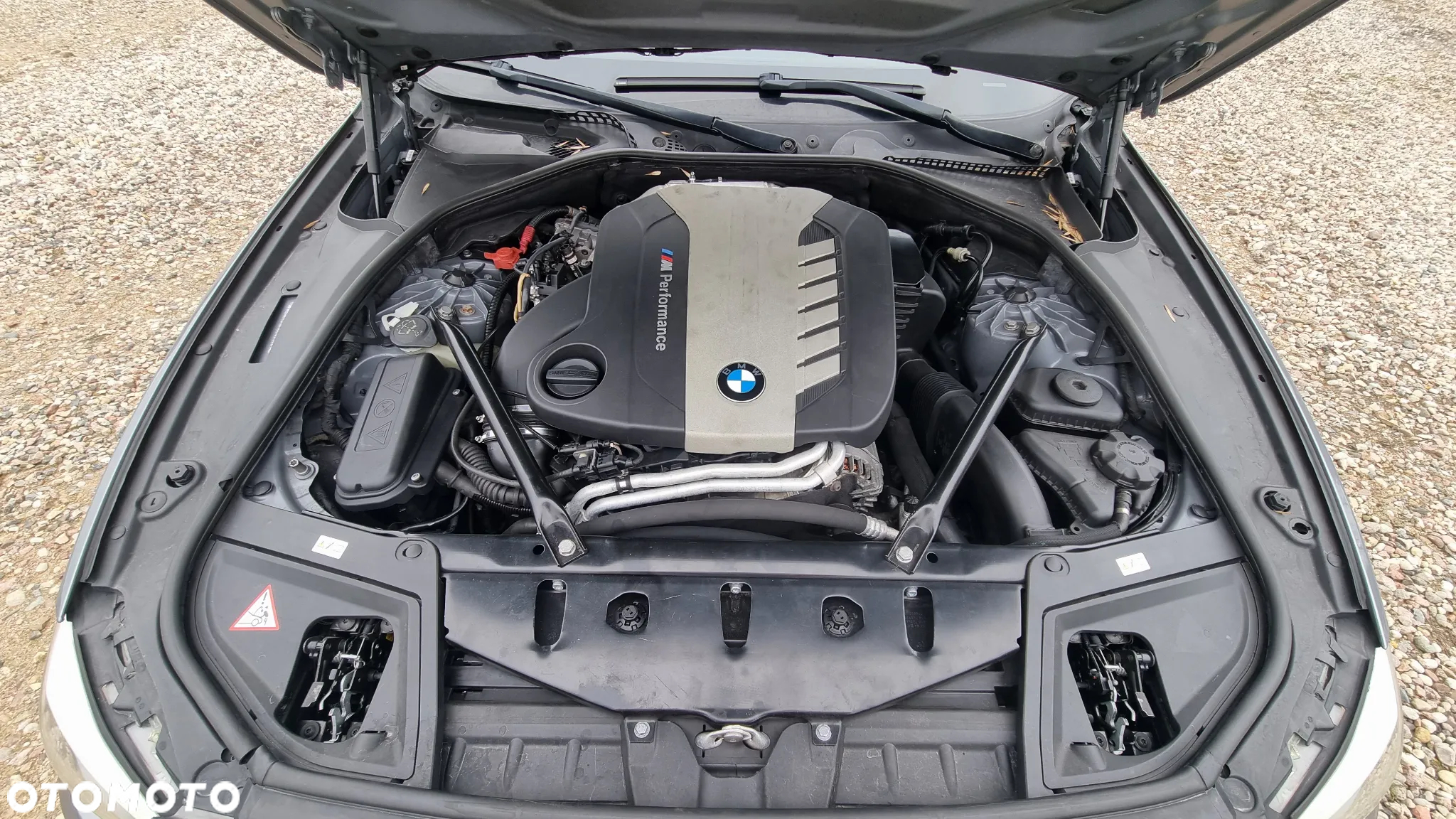 BMW Seria 5 M550d xDrive Touring Sport-Aut - 26