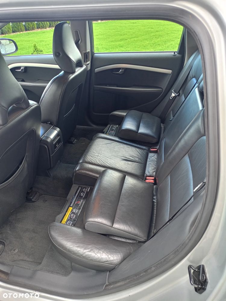 Volvo V70 D3 Momentum - 15