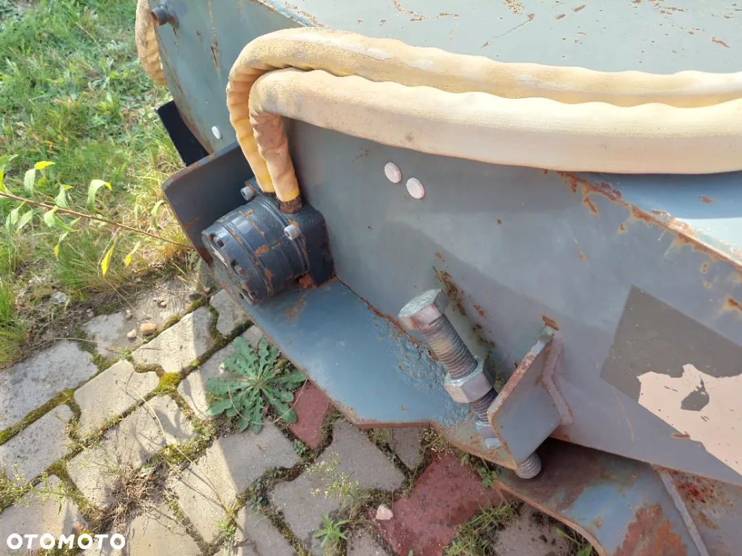 Zamiatarka Koparko Ładowarka Cat, Case, JCB, Terex, Volvo - 3