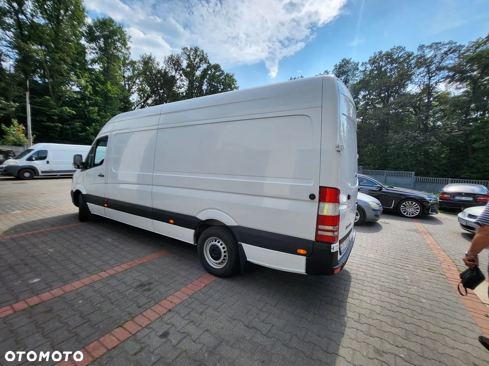 Mercedes-Benz Sprinter - 28
