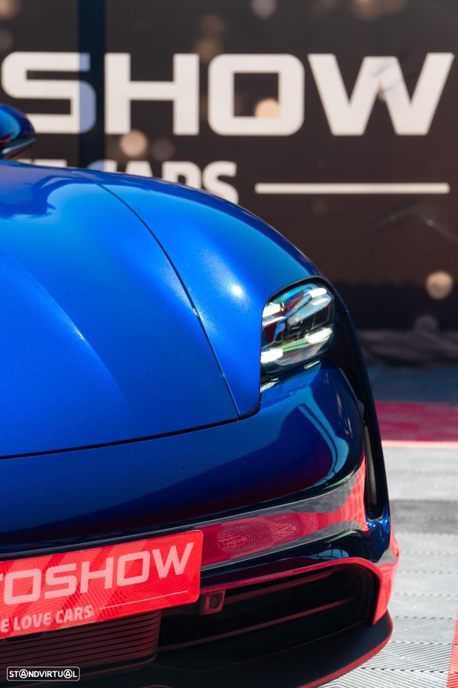 Porsche Taycan 4S - 11