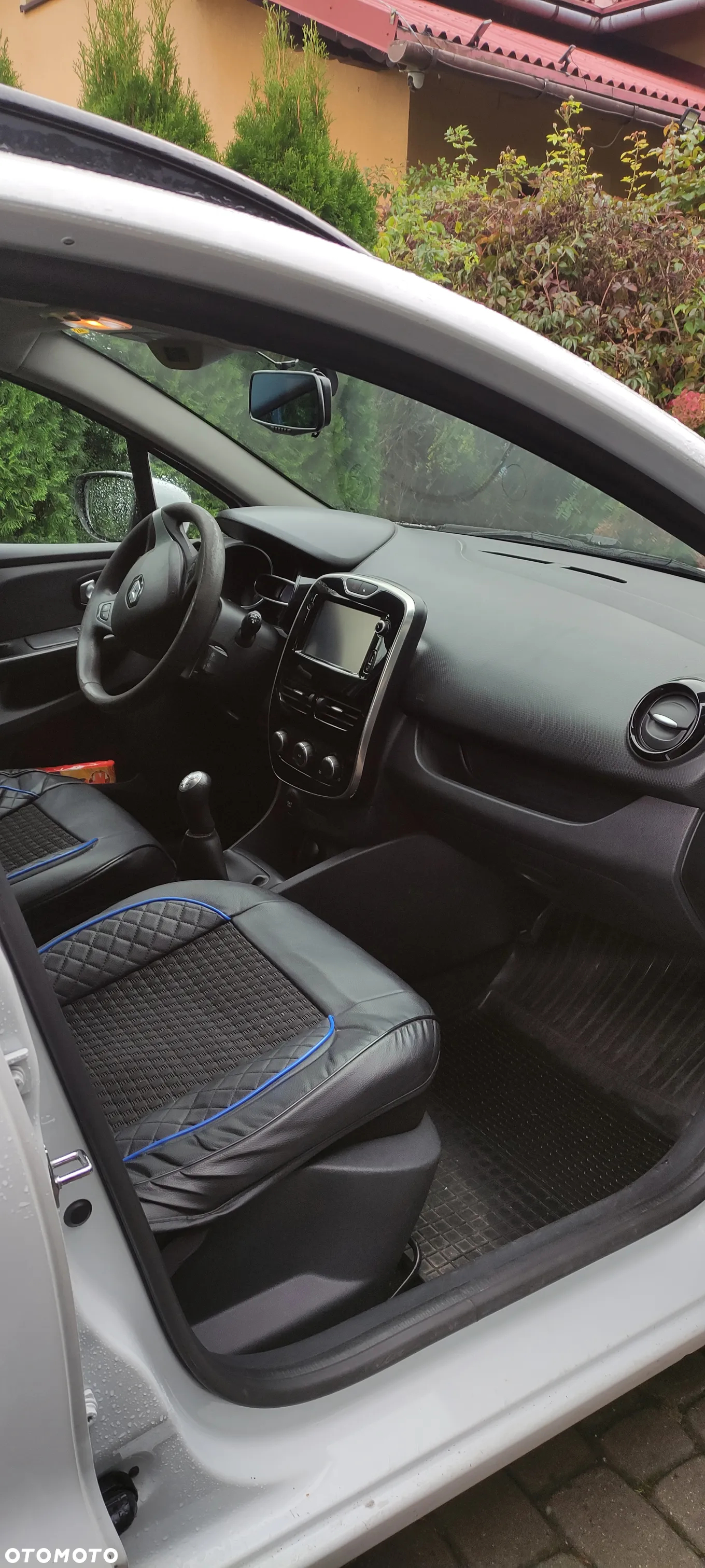 Renault Clio 1.2 16V Life - 9