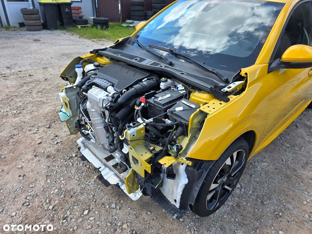 Peugeot 208 PureTech 100 EAT8 Allure - 10