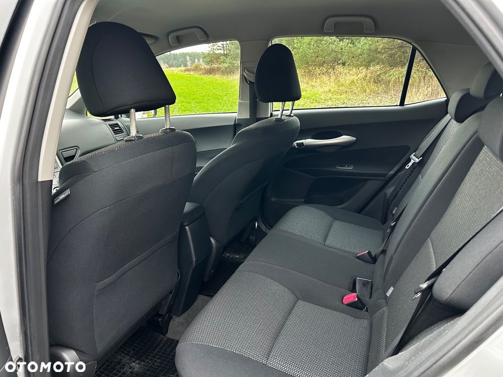 Toyota Auris - 12