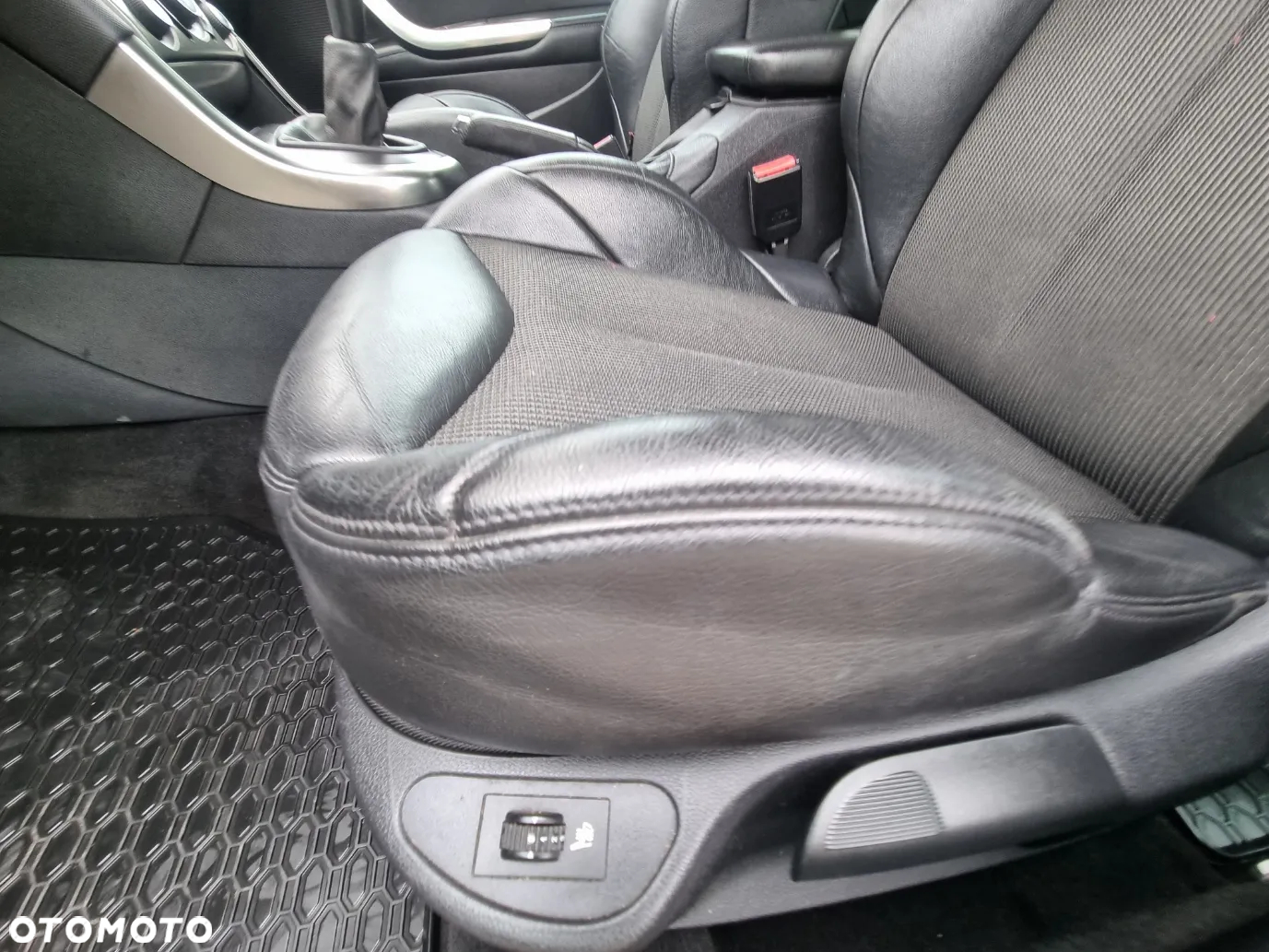 Peugeot 308 1.6 Premium Plus - 19