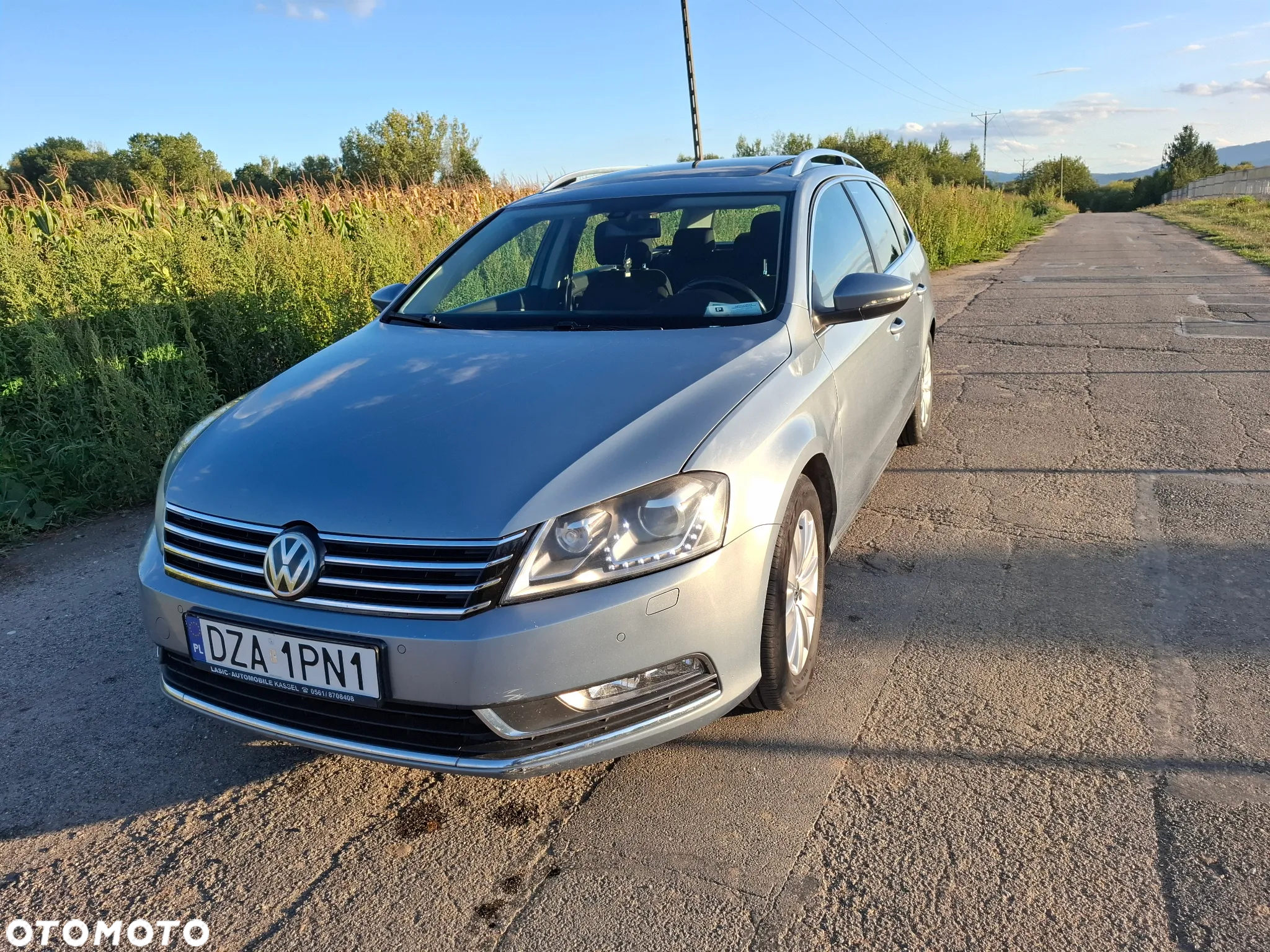 Volkswagen Passat - 4