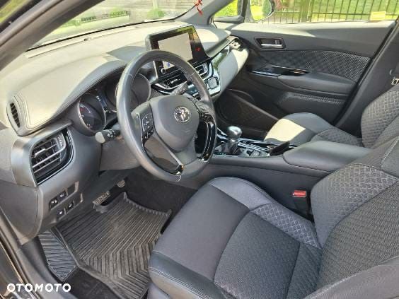 Toyota C-HR - 5