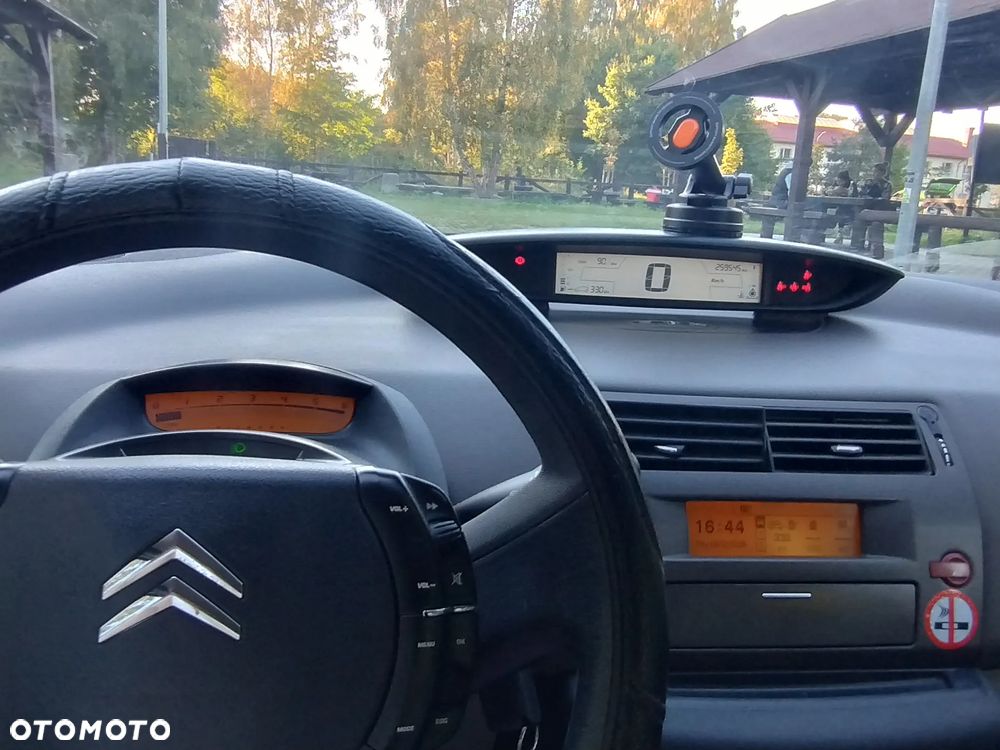 Citroën C4 1.6 HDi X - 9
