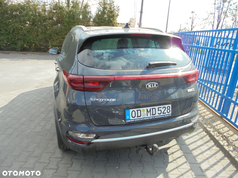 Kia Sportage 1.6 CRDI AWD Eco-Dynamics+ (48V M-H) DCT PLATINUM - 34
