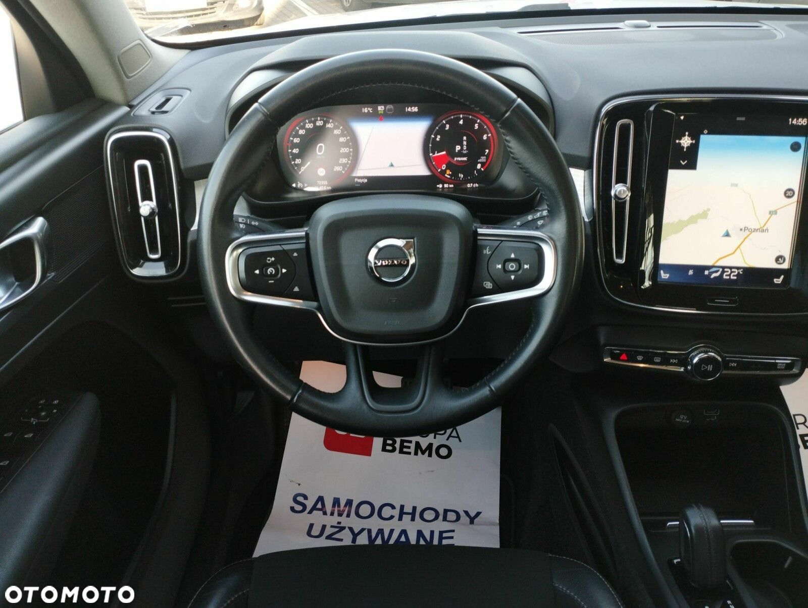 Volvo XC 40 T3 Momentum Pro - 18