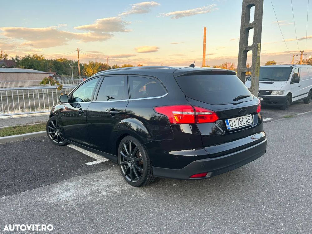Ford Focus 1.6 TDCI DPF Titanium - 6
