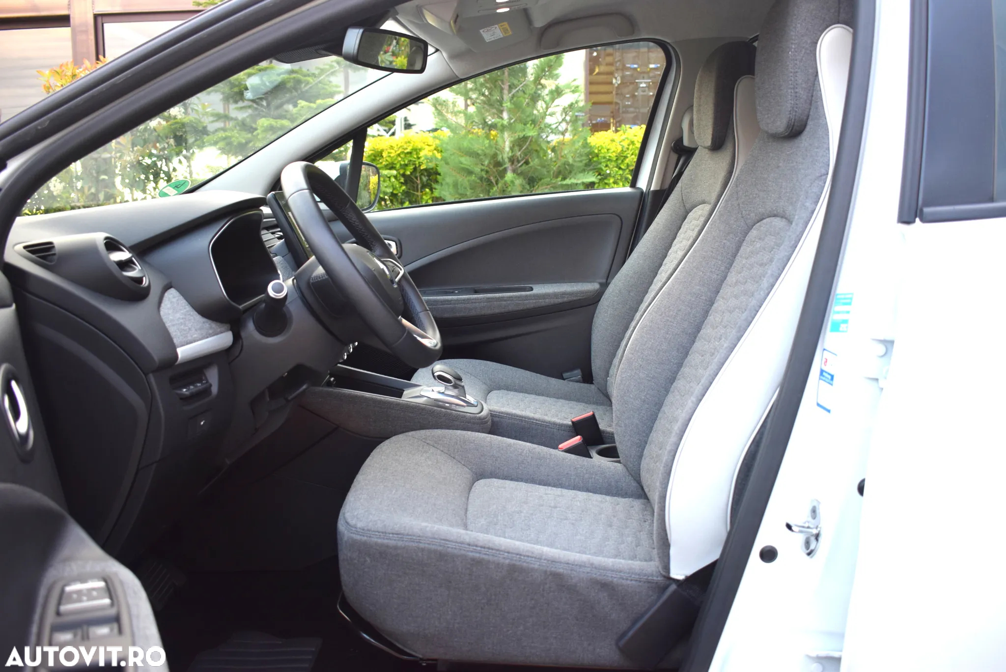 Renault ZOE (mit Batterie) Z.E. 50 INTENS - 7