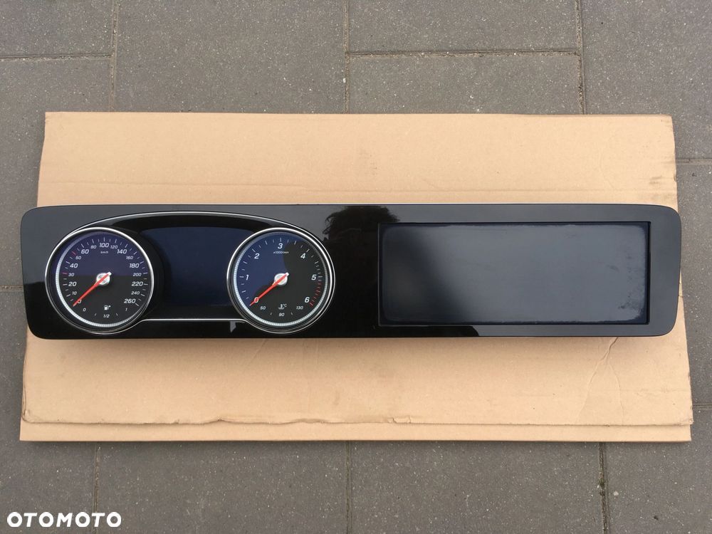 LICZNIK ZEGARY MERCEDES BENZ W213 A2135404886 - 1